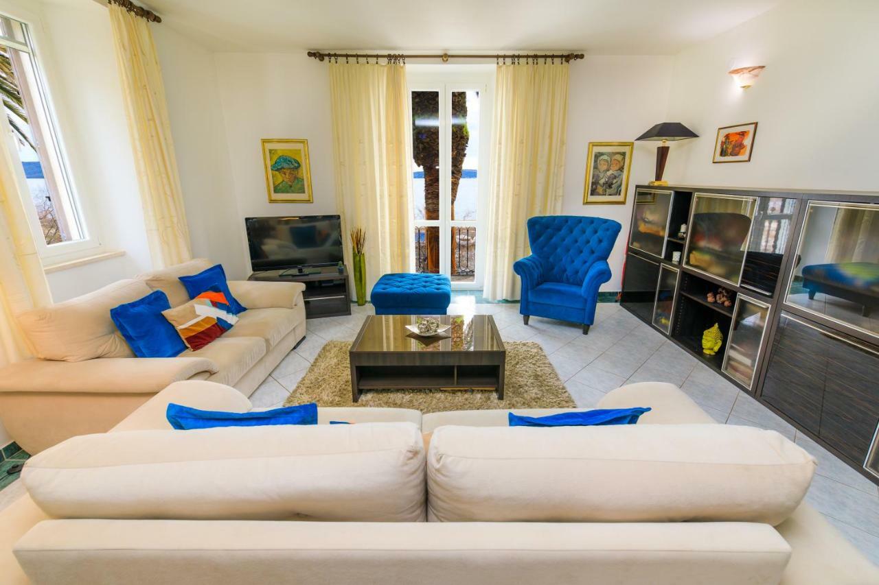 Holiday Home Obrov คาชเตลา ภายนอก รูปภาพ